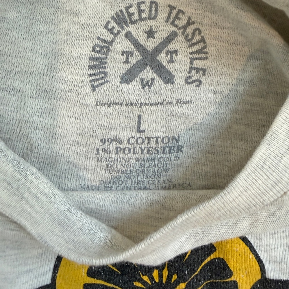 Beige Ranch Water Graphic Tee - Picture 5 of 6